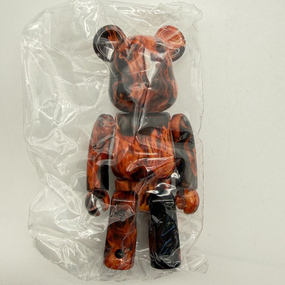 Bearbrick Series 44 – Pattern - Fire – Medicom Be@rbrick 100%